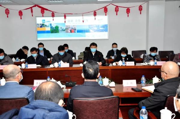 强采购、稳保供，上海市副市长许昆林检查市医疗物资备货供应